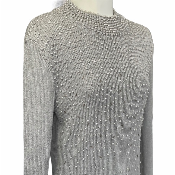 Pearl Belldini Sweater! - Picture 3 of 5